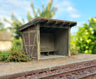 Half-timbered shelter (N)